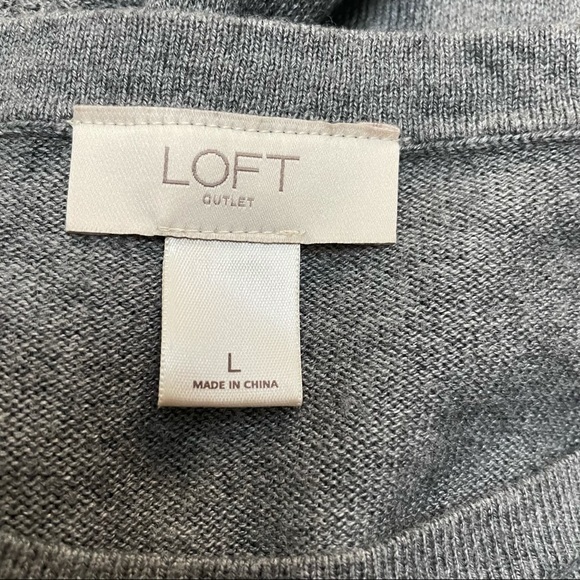 Loft Grey Crewneck Sweater Size L - Picture 4 of 6